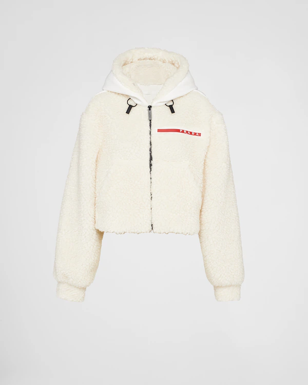 Chaqueta corta de doble forro polar