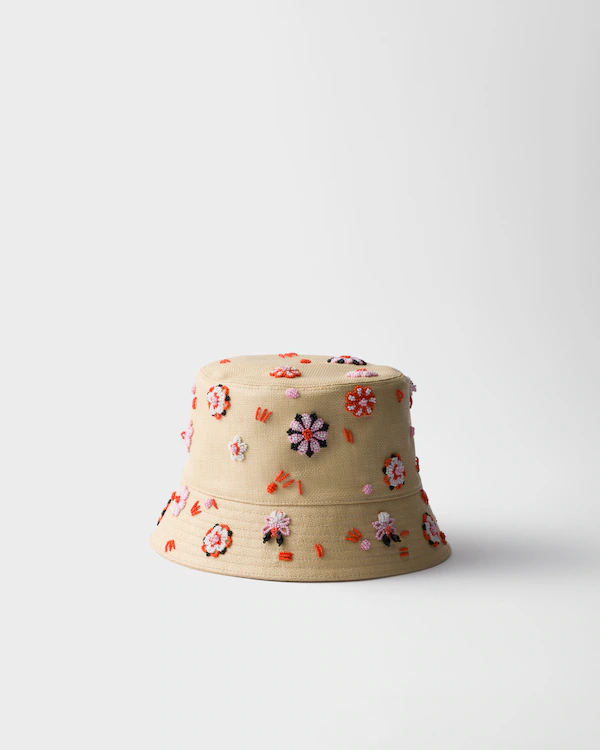 Sombrero de paja con bordado