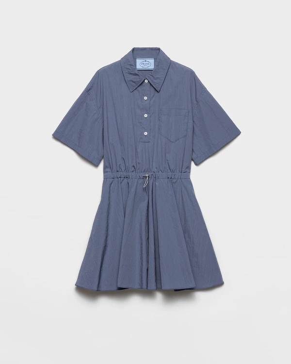 Vestido técnico de pongé de mangas cortas