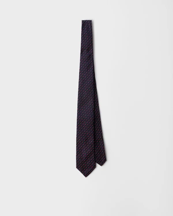 Corbata de seda