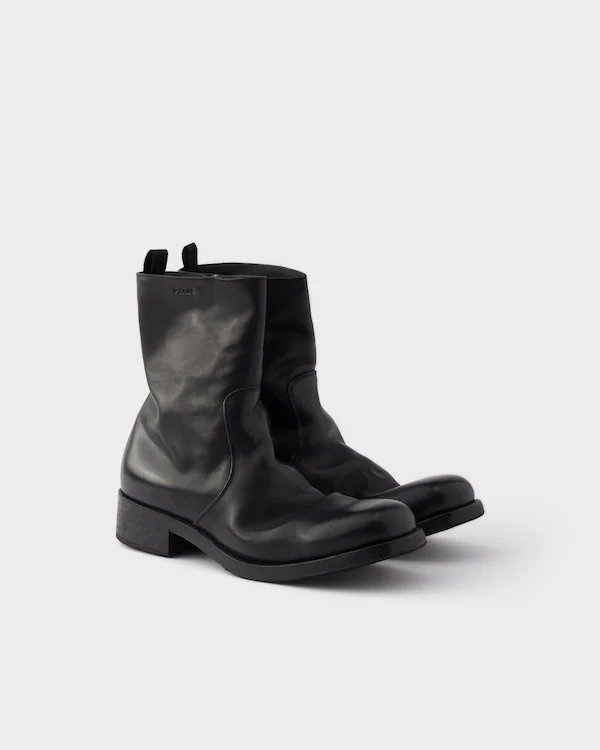 Botas de cuero con cremallera