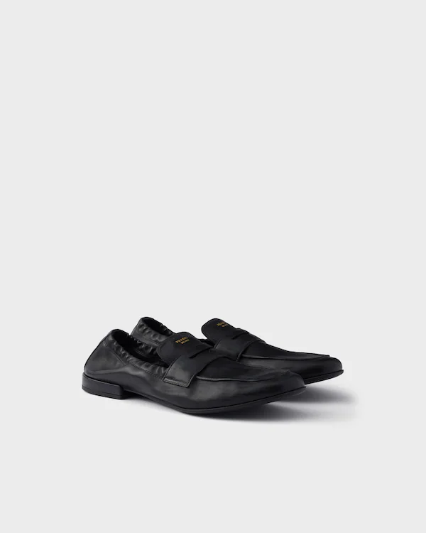 Zapatillas de cuero envejecido tipo loafers