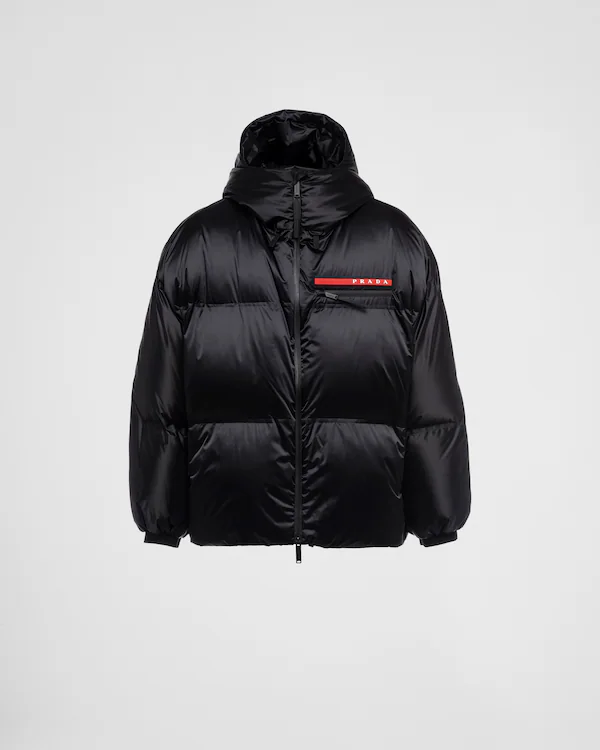 Chaqueta de plumón técnica de Re-Nylon oversize