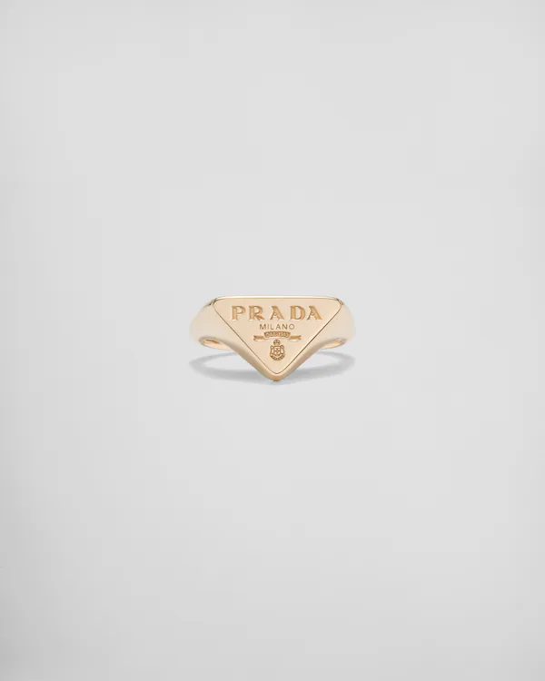 Anillo de signet de oro eterno en oro amarillo