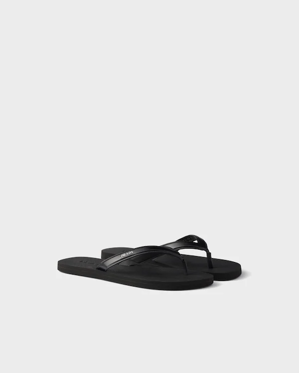 Chancletas de cuero cepillado