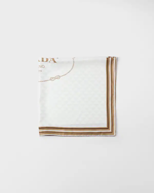Pashmina de seda estampada con tejido sarga jacquard 90