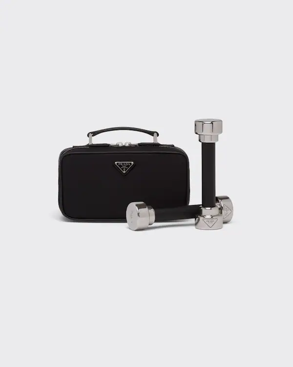 Estuche portátil de pesas para manos de Re-Nylon y cuero Saffiano