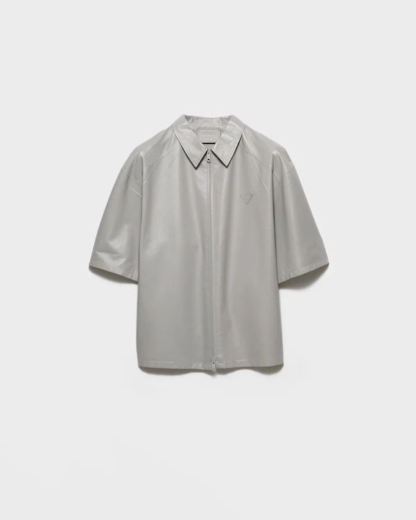 Camisa de cuero napa con mangas cortas