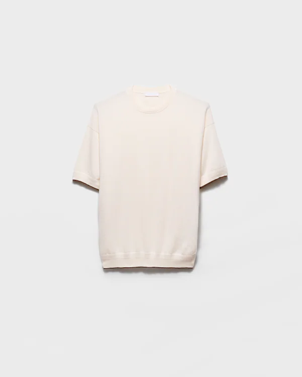 Sweater de cuello redondo de cachemira