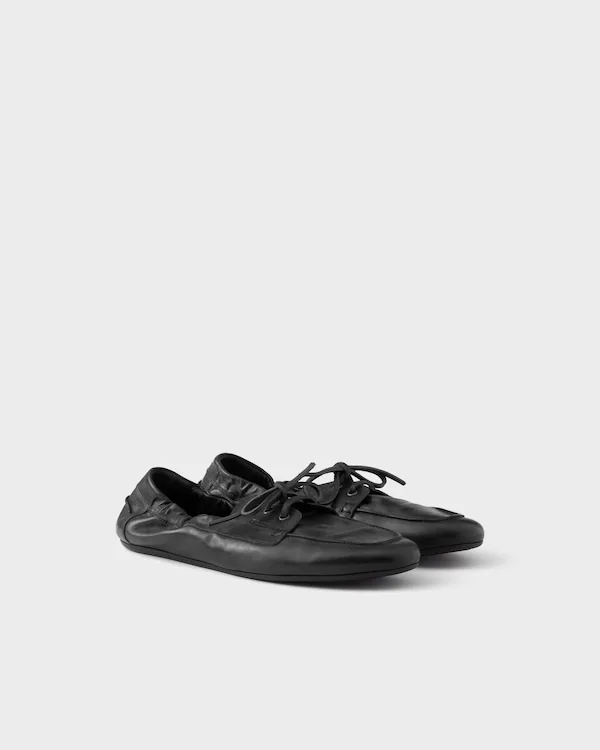 Zapatos de cuero envejecido con cordones